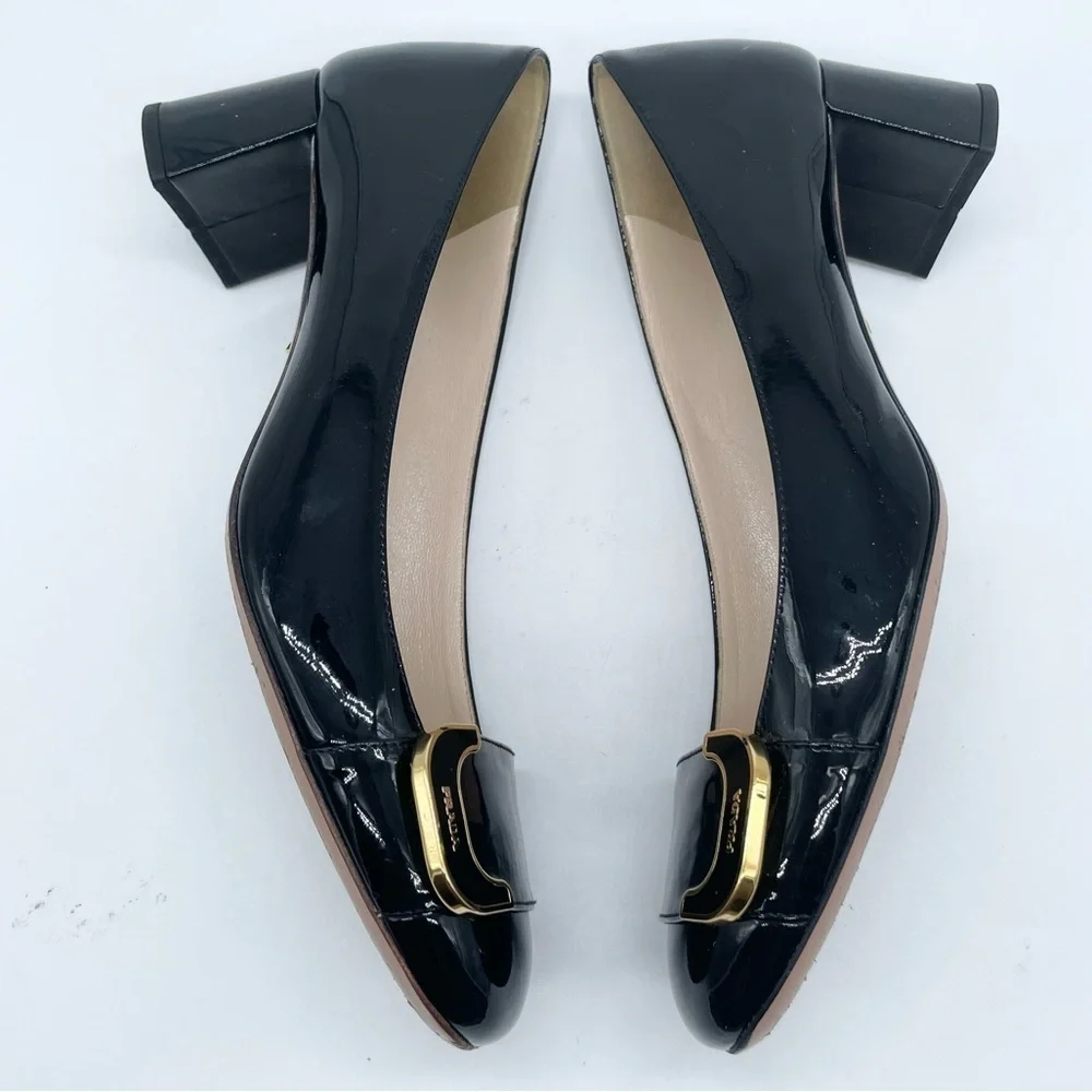 Prada Black Patent leather logo embellished block heel pumps EU37